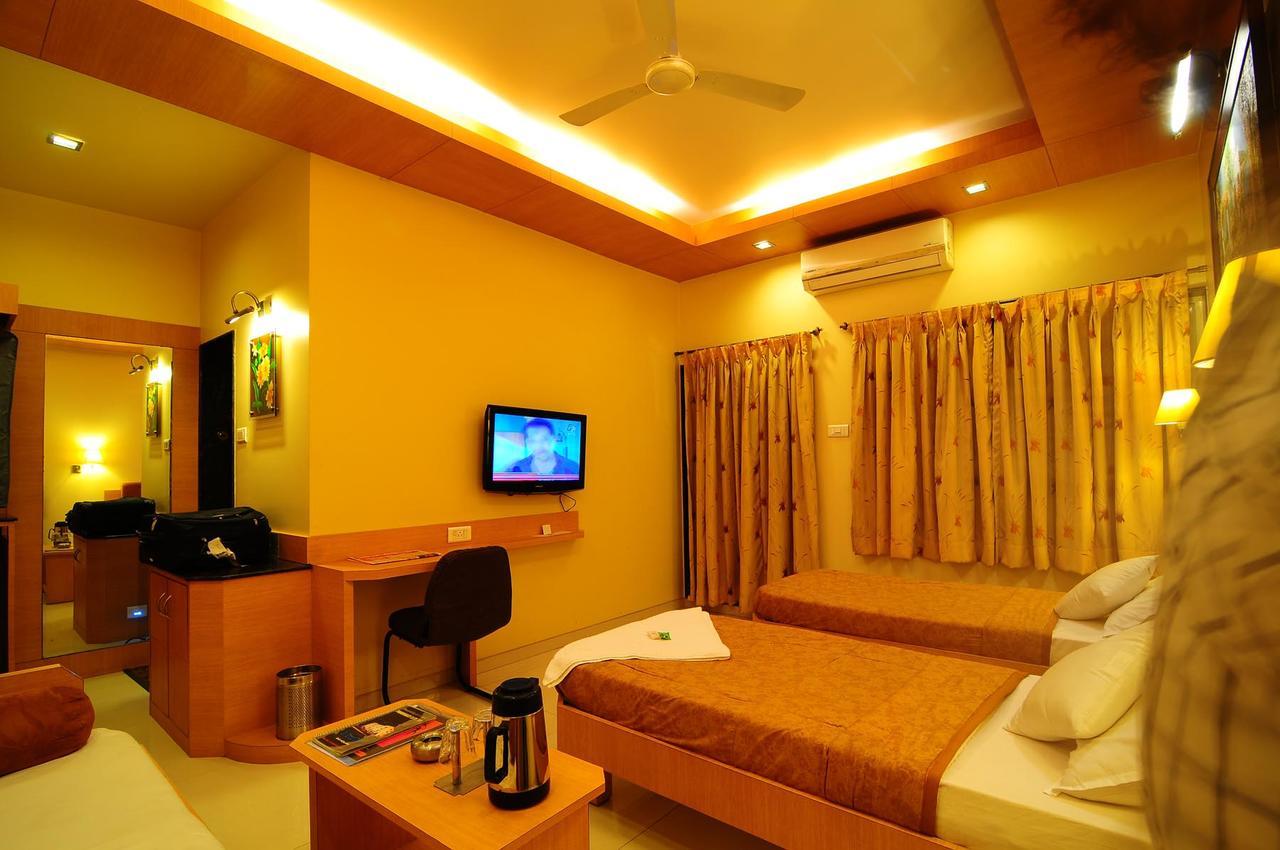 Panchavati Elite Inn Nashik Exterior foto