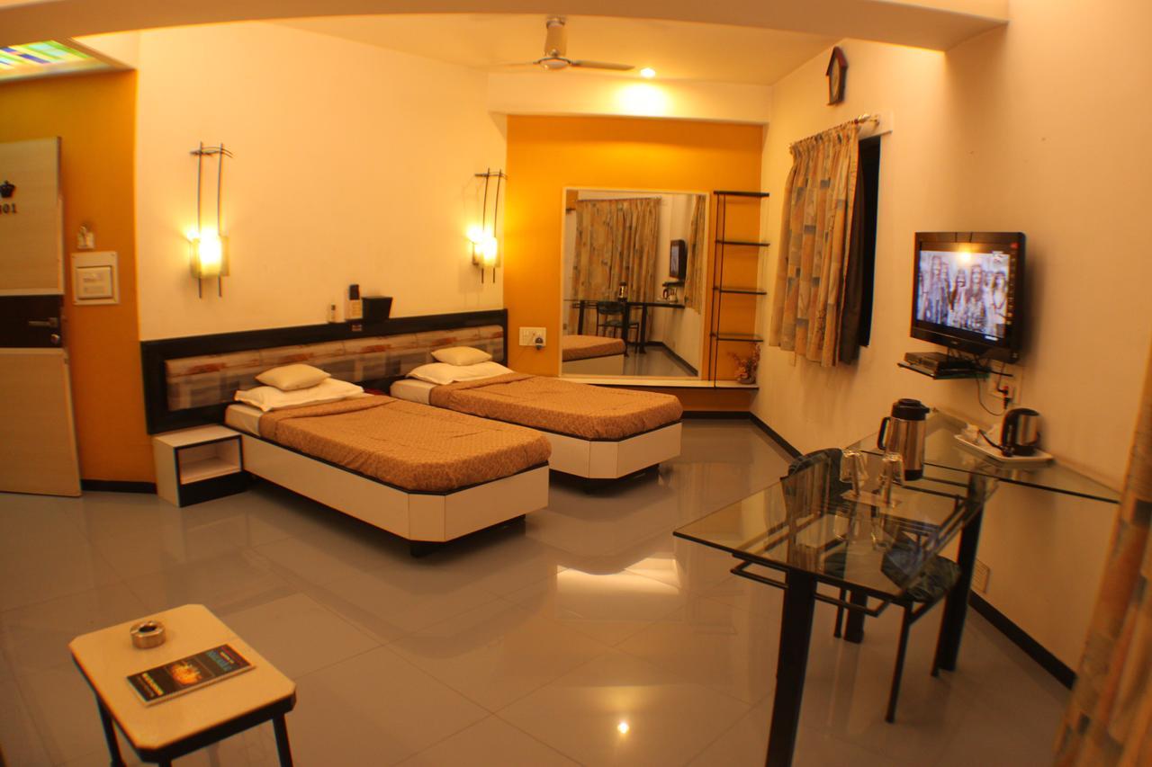 Panchavati Elite Inn Nashik Exterior foto